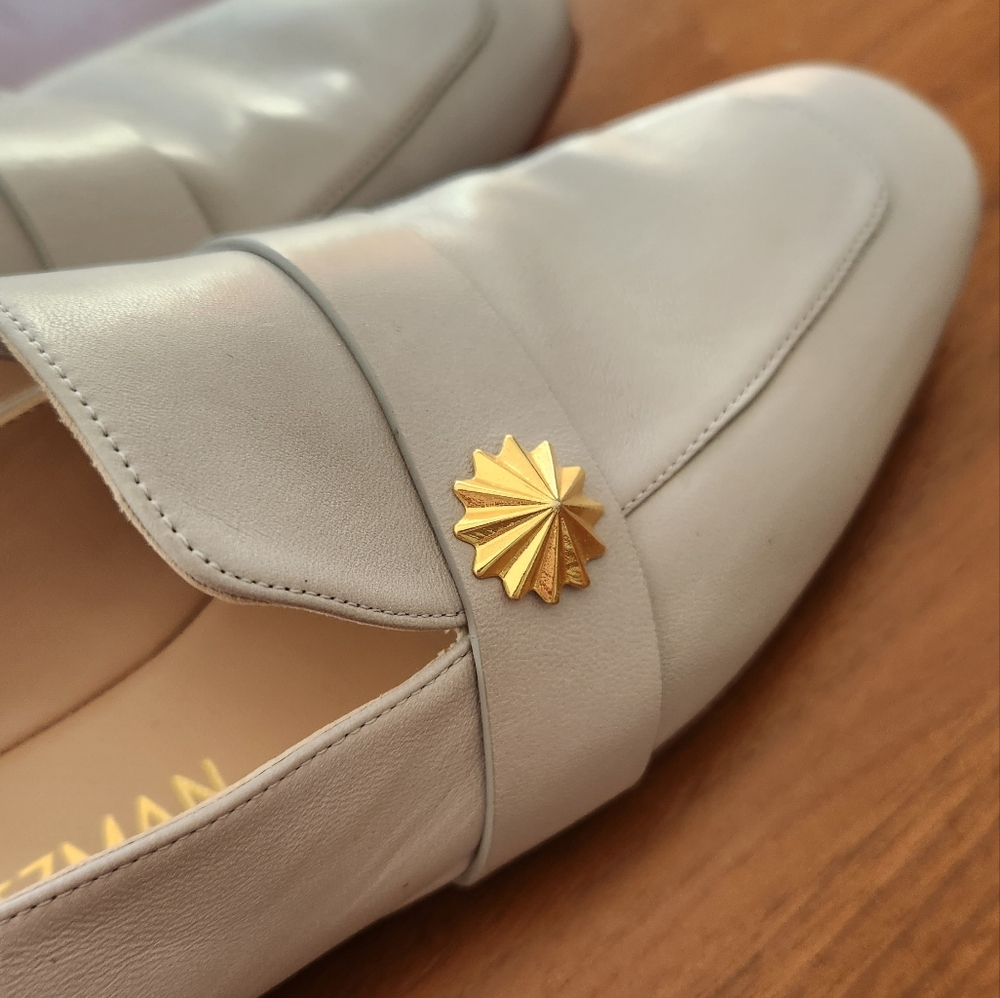 Stuart Weitzman Wylie Star Leather Loafers